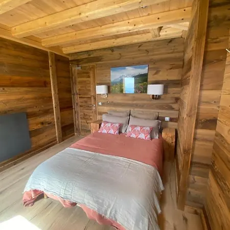 Et Tables D'hotes Le Choton A Nono - Col Du Joly Beaufortain Bed & Breakfast