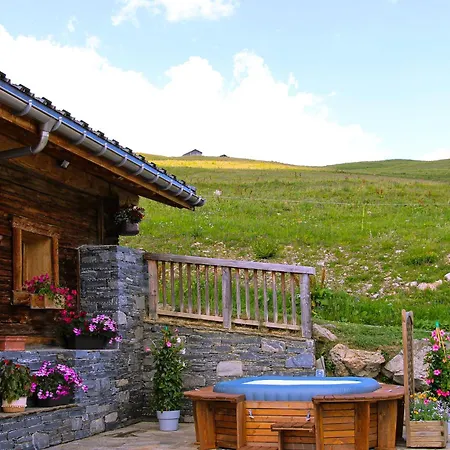 Et Tables D'hotes Le Choton A Nono - Col Du Joly Beaufortain לינה וארוחת בוקר הוטלוס